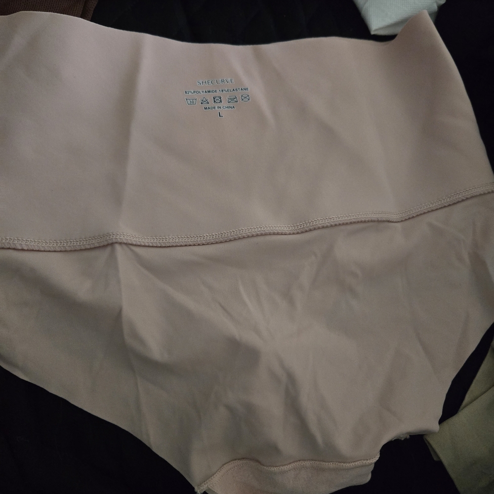 Seamless High-Waist Shapewear in Pink